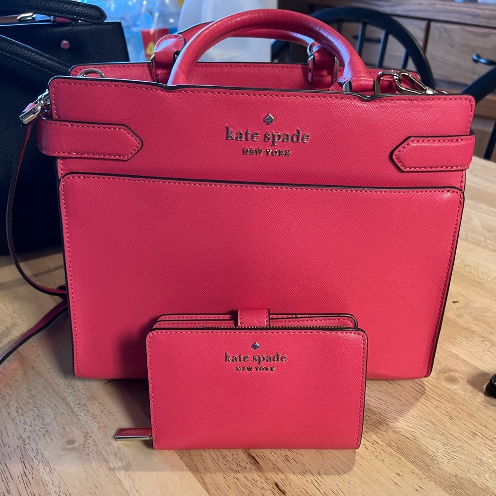 Kate Spade Purse w/ Matching Wallet - Picture 1 of 1